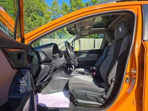 Used 2018 Subaru Crosstrek 2.0i Premium w/ Moonroof Package AWD/4WD image 8