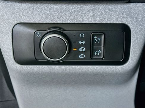 Used 2025 Ford Escape Active FWD image 17