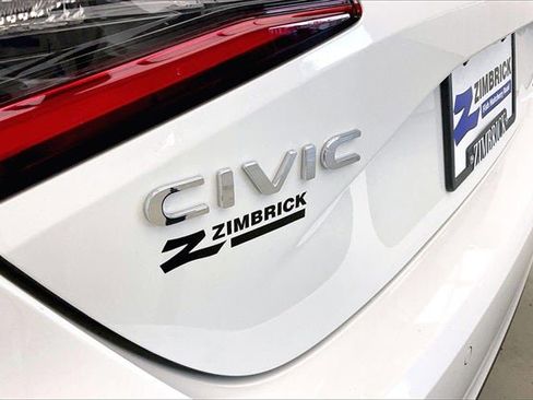 Certified 2025 Honda Civic Sport Touring image 9