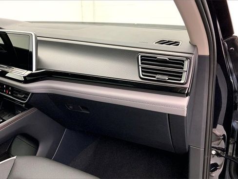 Certified 2025 Volkswagen Atlas Peak Edition SE image 16