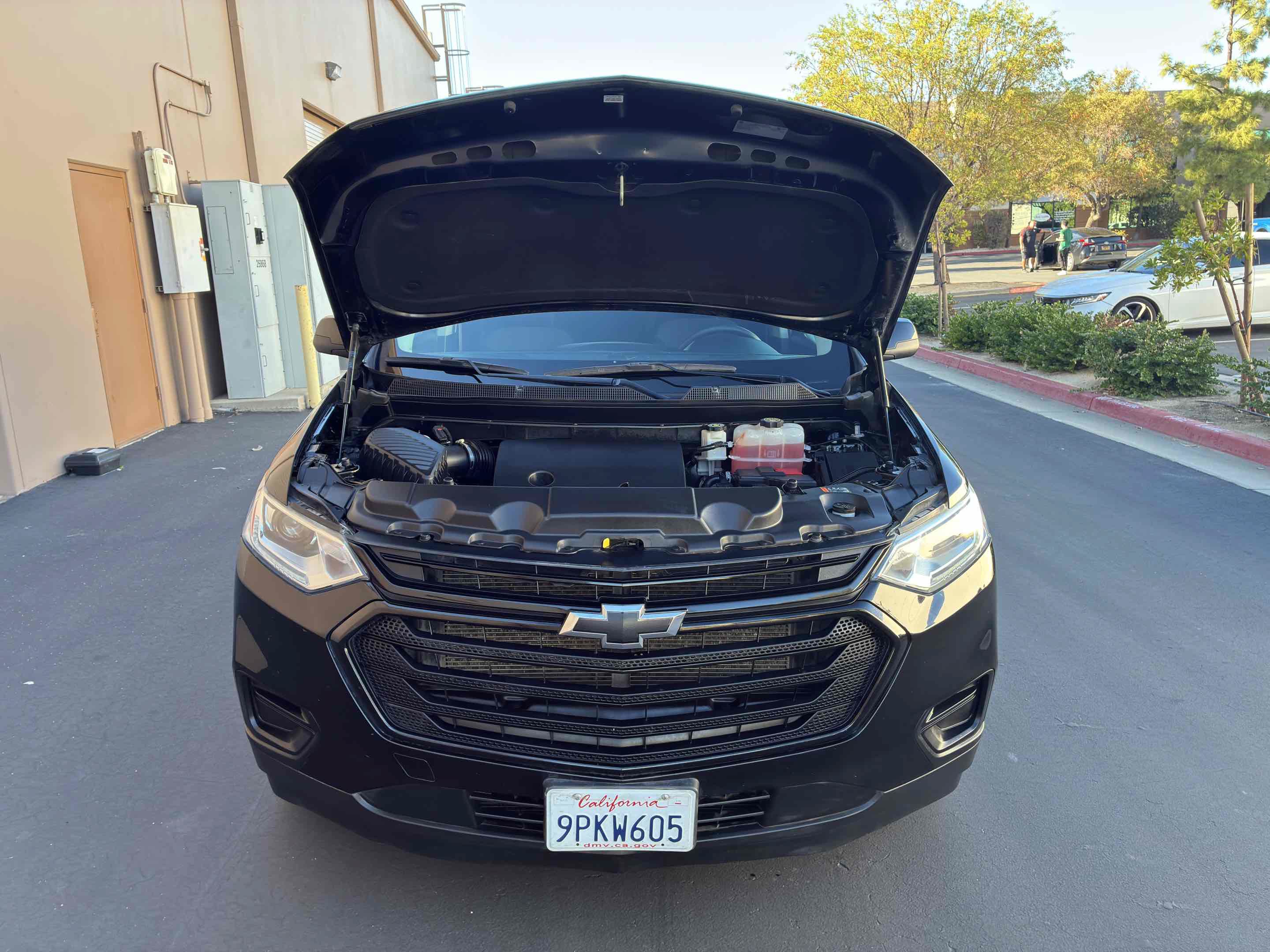 Used 2021 Chevrolet Traverse LS w/ LPO, Black Accent Package FWD image 60