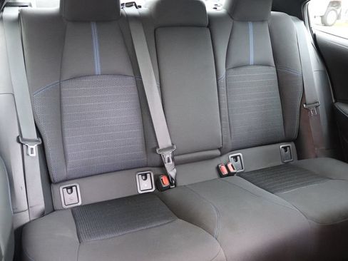 Used 2022 Toyota Corolla SE FWD image 16