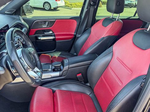 Used 2021 Mercedes-Benz GLB 35 AMG 4MATIC image 9