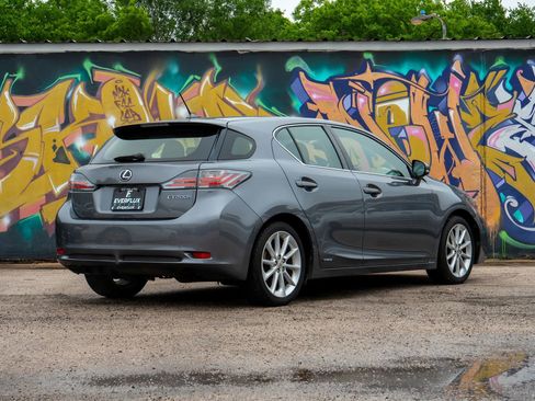 Used 2012 Lexus CT 200h Premium FWD image 12