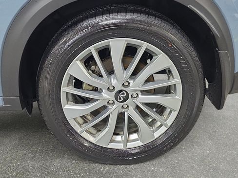 Certified 2023 INFINITI QX50 Luxe image 32