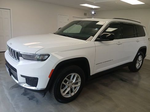 Used 2024 Jeep Grand Cherokee L Laredo w/ Luxury Tech Group I AWD/4WD image 4