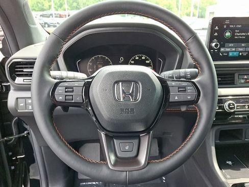 New 2025 Honda Pilot TrailSport image 8