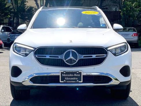 Used 2026 Mercedes-Benz GLC 300 4MATIC image 2