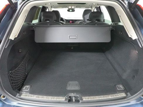 Used 2023 Volvo XC60 T8 Plus AWD/4WD image 27