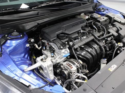 Used 2026 Kia K4 GT-Line w/ GT-Line Premium Package FWD image 17