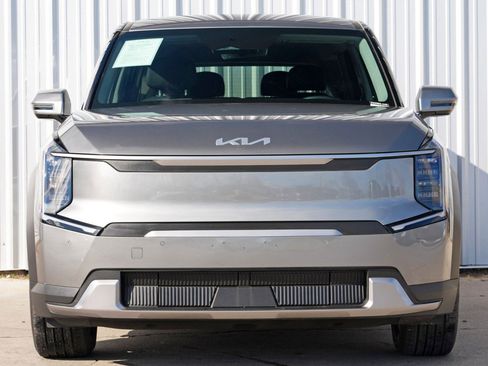 Used 2024 Kia EV9 Light Long Range image 6