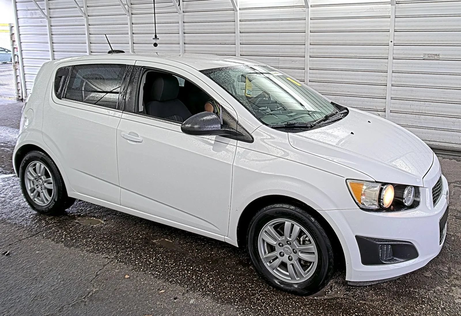 Used 2016 Chevrolet Sonic LT FWD image 6