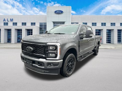 New 2026 Ford F250 XLT w/ XLT Premium Package AWD/4WD image 1