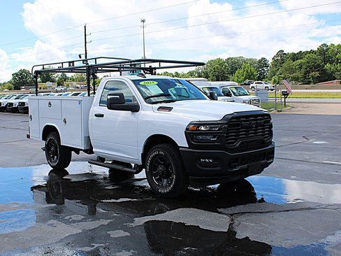Used 2025 RAM 3500 Tradesman RWD image 3