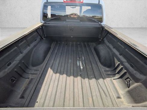 Used 2017 GMC Canyon Denali image 6