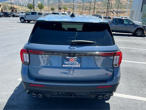 Used 2025 Ford Explorer ST w/ Sun And Sound Package AWD/4WD image 5