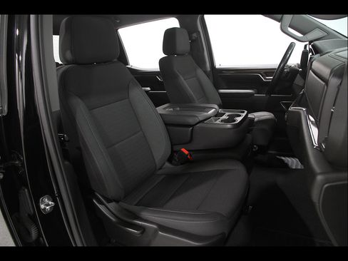 Certified 2023 Chevrolet Silverado 1500 LT AWD/4WD image 17