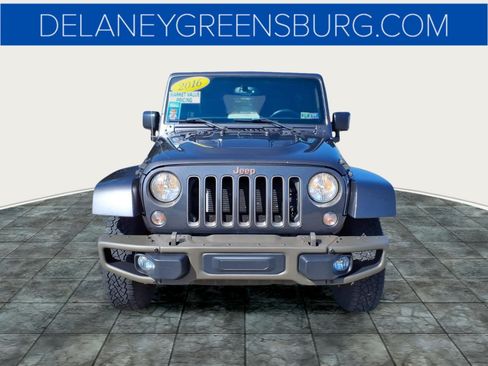 Used 2016 Jeep Wrangler Unlimited Sahara AWD/4WD image 8