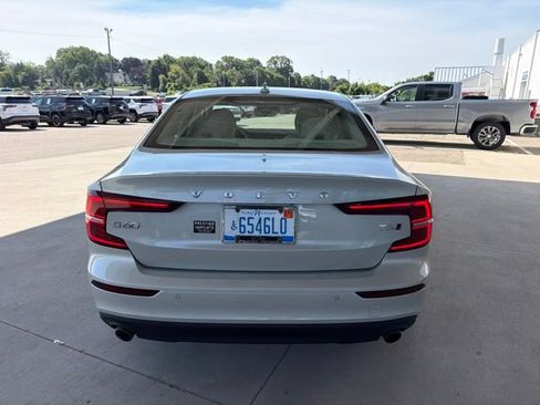 Used 2020 Volvo S60 T6 Momentum AWD/4WD image 8