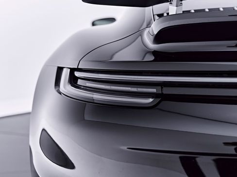 Used 2025 Porsche 911 Turbo S AWD/4WD image 28