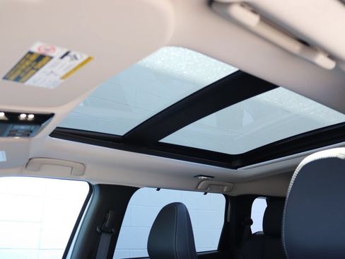 New 2026 Mitsubishi Outlander SEL AWD/4WD image 4