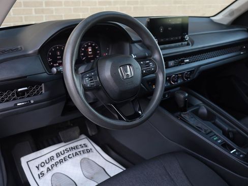 Used 2023 Honda Accord EX image 13