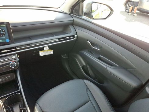 Used 2025 Hyundai Tucson SEL image 11