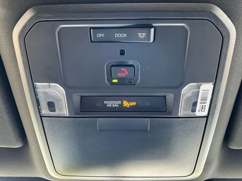 Used 2025 Toyota Tacoma TRD Sport image 23