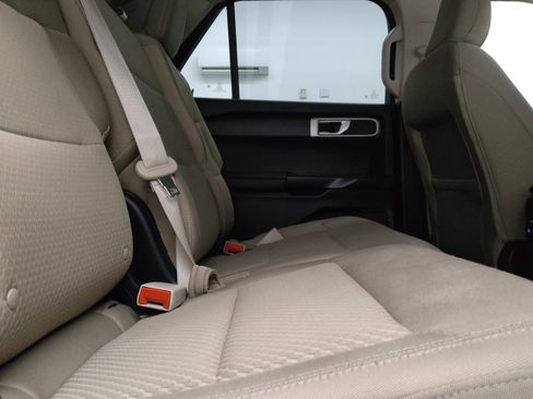 Used 2023 Ford Explorer 4WD image 19