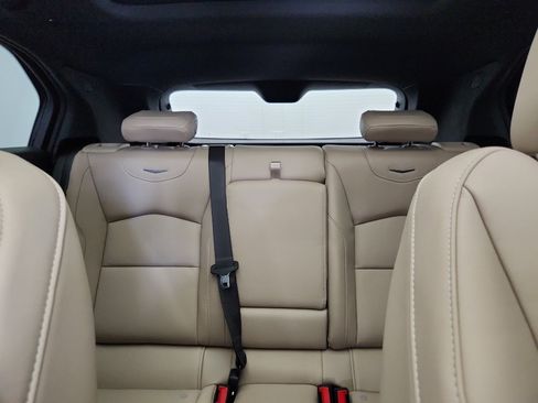 Used 2024 Cadillac XT4 Luxury w/ Cold Weather Package image 32