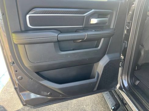 Used 2025 RAM 2500 Big Horn AWD/4WD image 27