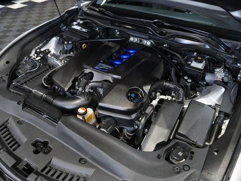 Used 2015 Lexus RC F w/ Performance Package RWD image 44