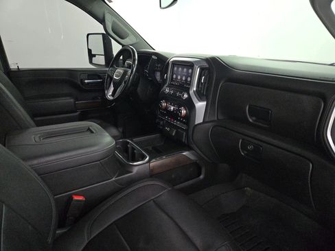 Used 2022 GMC Sierra 3500 SLT w/ SLT Convenience Package image 23