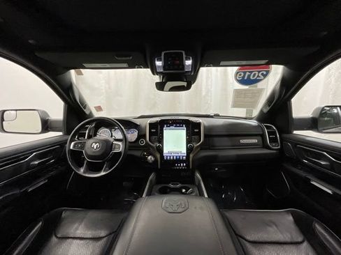 Used 2019 RAM 1500 Laramie AWD/4WD image 16