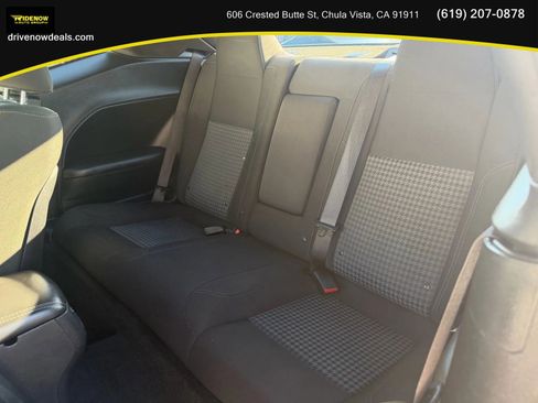 Used 2019 Dodge Challenger SXT RWD image 16