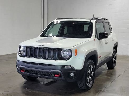Used 2022 Jeep Renegade Trailhawk w/ Trailer Tow Group AWD/4WD image 2