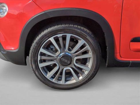 Used 2019 FIAT 500L Trekking w/ Popular Equipment Group image 22