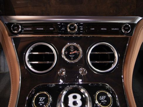 Used 2024 Bentley Continental GT Mulliner image 30