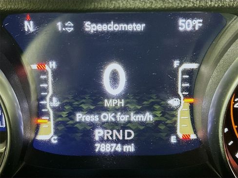 Used 2020 Jeep Gladiator Overland image 15