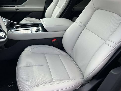 New 2027 Lincoln Aviator AWD image 25