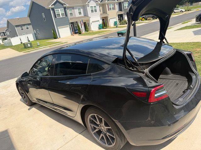 Used 2019 Tesla Model 3 Standard Range Plus RWD image 2