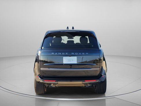 New 2026 Land Rover Range Rover Long Wheelbase SE image 4