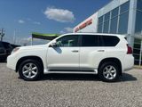 Used 2011 Lexus GX 460 image 2