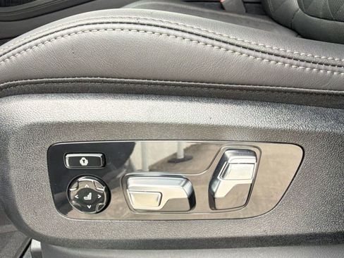 New 2027 BMW X7 xDrive40i w/ Executive Package AWD/4WD image 13