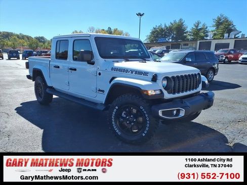 New 2025 Jeep Gladiator Sport image 1
