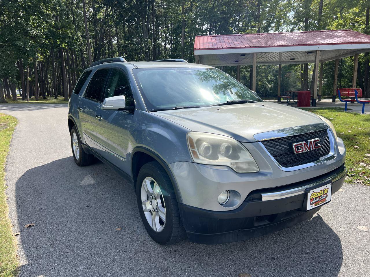 Used 2008 GMC Acadia SLT w/ Convenience Package FWD image 4