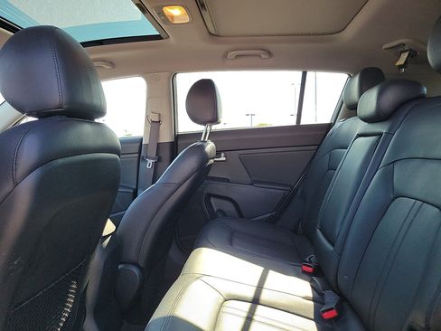 Used 2012 Kia Sportage SX w/ SX Premium Pkg image 11