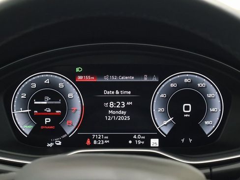 Certified 2025 Audi Q5 e Premium Plus w/ Premium Plus Package image 18