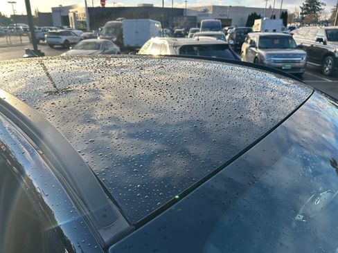 Used 2024 Ford Escape Platinum image 28