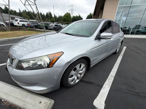 Used 2009 Honda Accord EX-L image 2